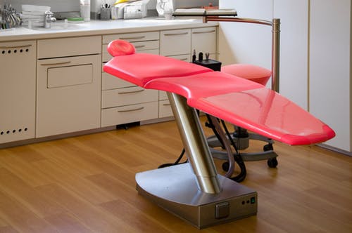 When Should You Visit Your Dentist For A Checkup?